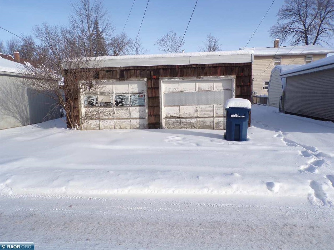 3117 4th Ave W, Hibbing, MN 55746