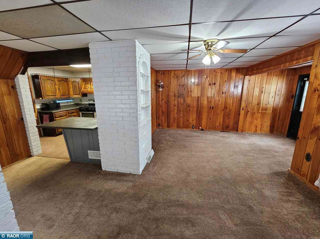125 2nd St, Chisholm MN  55719-1613 exterior