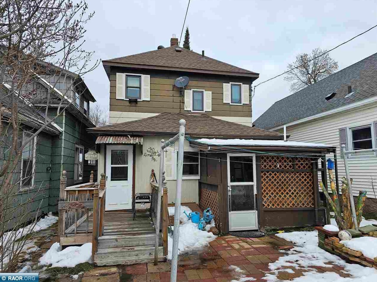 125 2nd St Nw, Chisholm, MN 55719