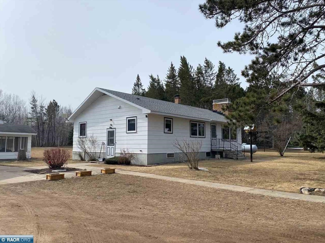 4504 Bass Lake Rd, McKinley, MN 55741