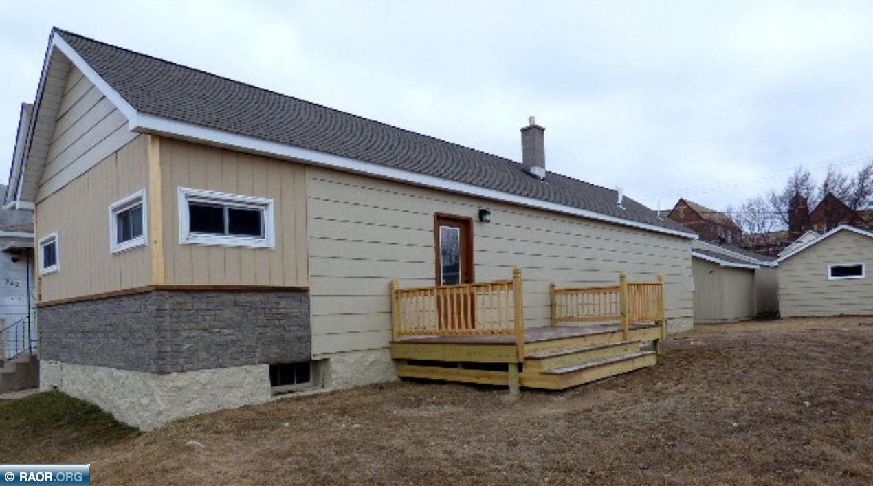 218 Sw 6th St, Chisholm, MN 55719