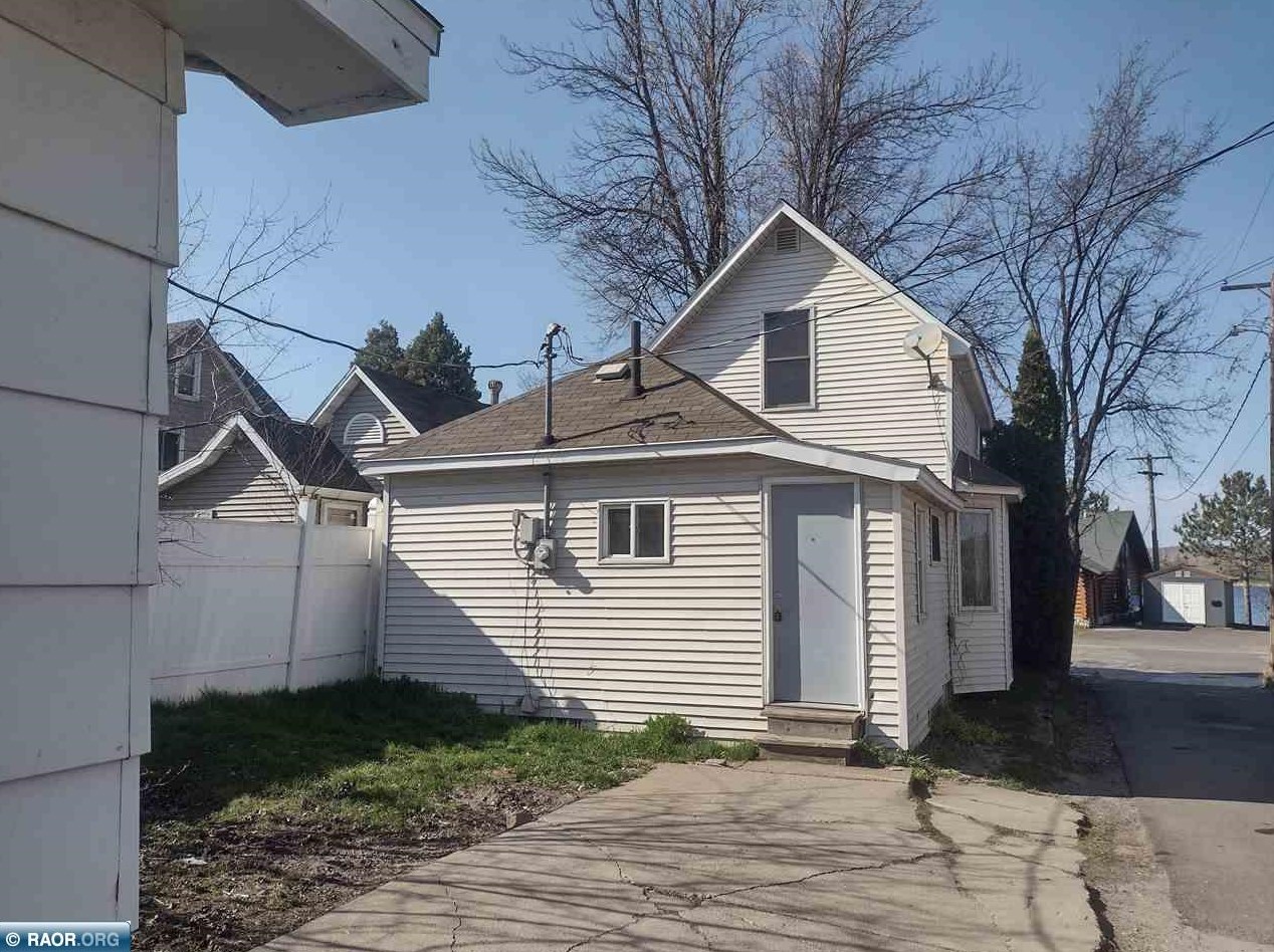 502 3rd St N, Virginia, MN 55792