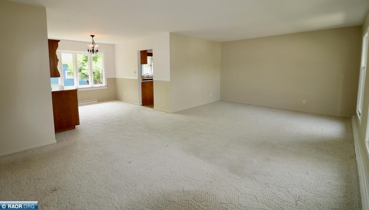 404 Coventry Rd, Hoyt Lakes MN 55750-1329 exterior