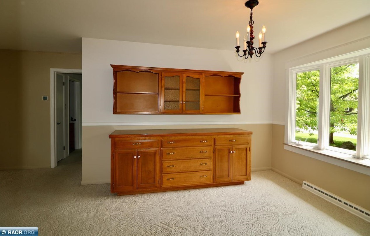 404 Coventry Rd, Hoyt Lakes MN 55750-1329 exterior