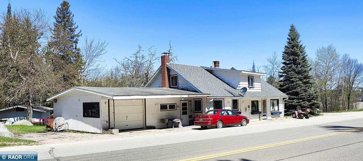 7475 Crane Lake Rd, Crane Lake, MN 55725-8005
