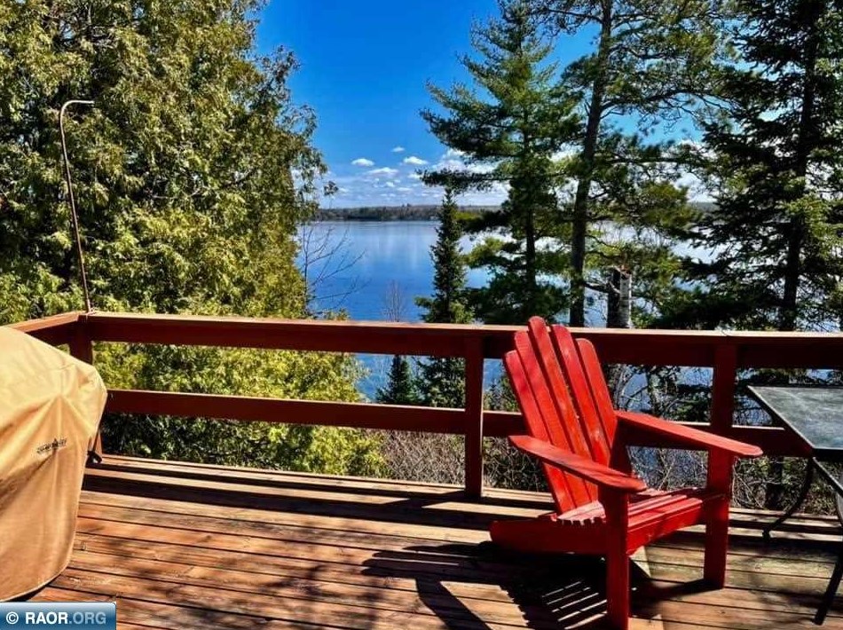 95108 Gold Island, Breitung, MN 55790