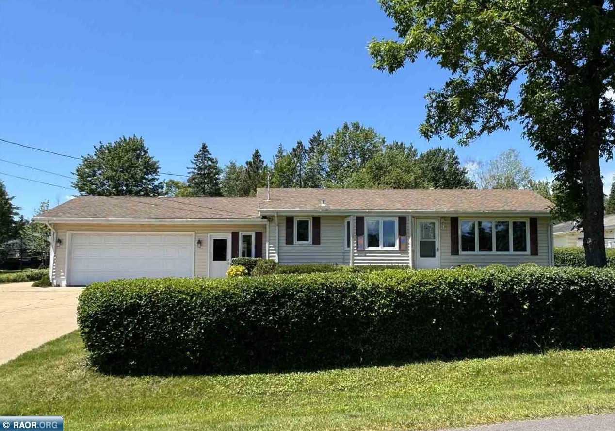 4517 3rd Ave, Hibbing MN  55746-3703 exterior