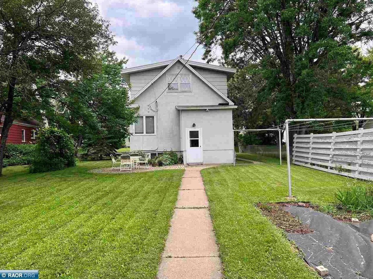 3806 2nd Ave E, Hibbing, MN 55746