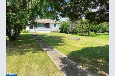 3027 8th Avenue E, Hibbing, MN 55746 - Photo 1
