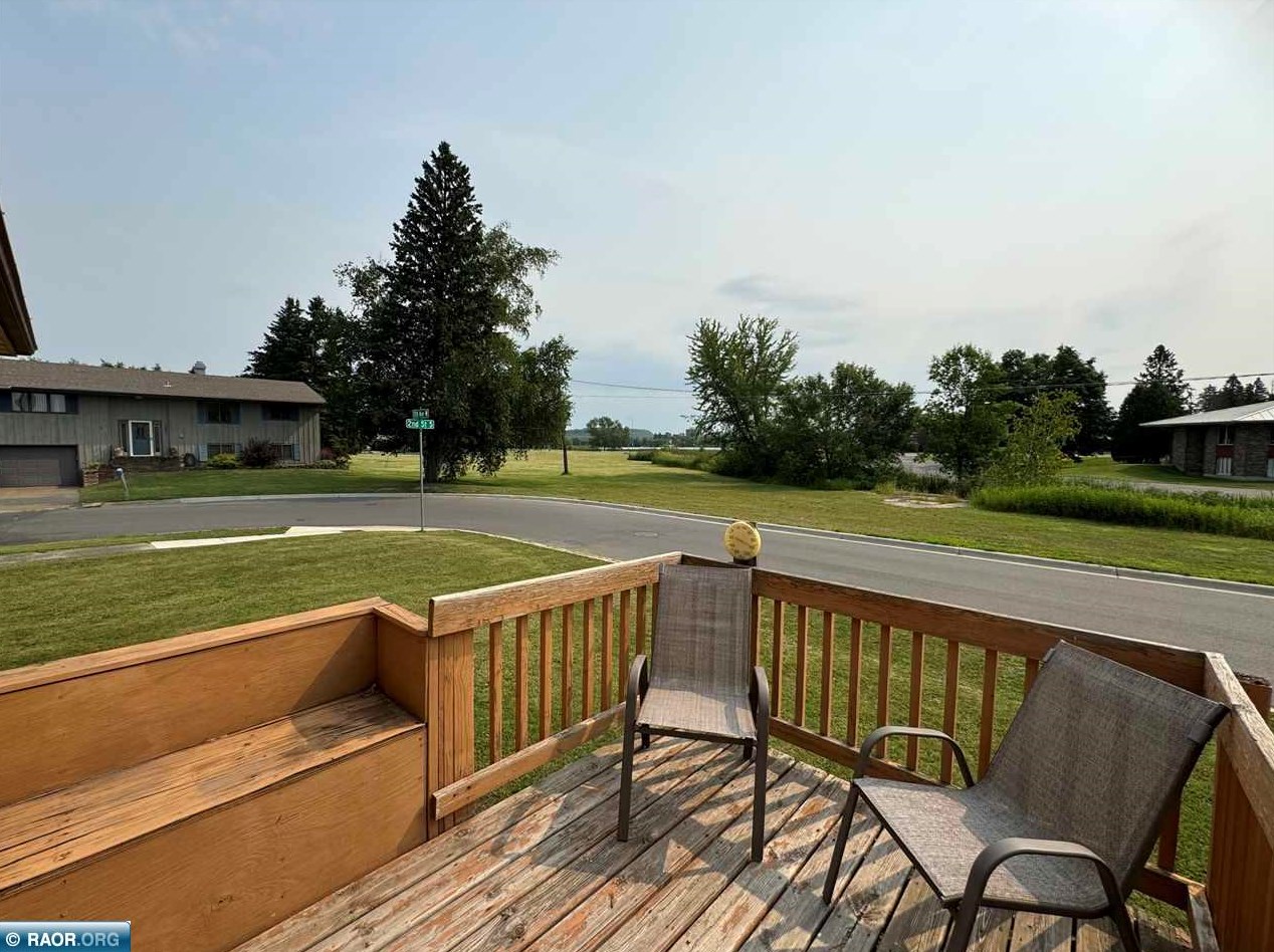 301 S 10th Ave, Virginia, MN 55792