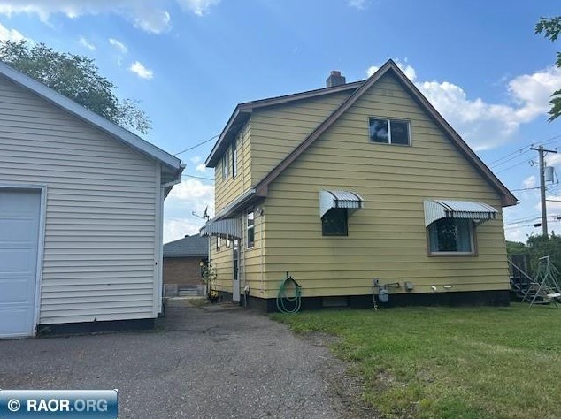 324 41 St, Hibbing MN 55746-3229 exterior