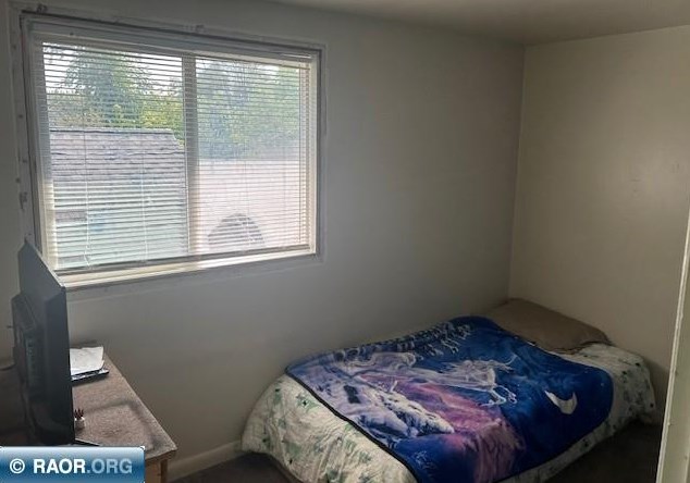 324 41 St, Hibbing MN 55746-3229 exterior