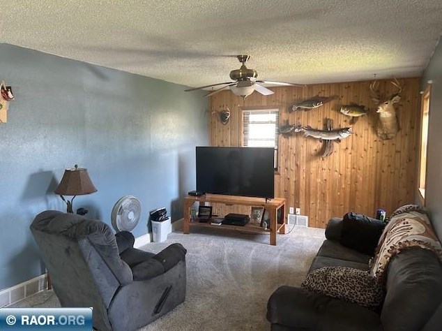 324 41 St, Hibbing MN 55746-3229 exterior