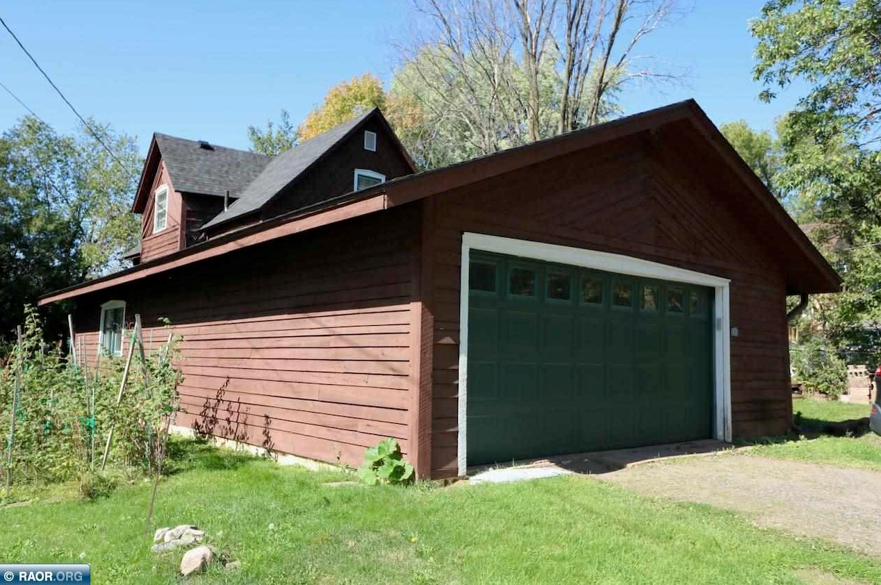 1301 5th Ave, Virginia, MN 55792-2923