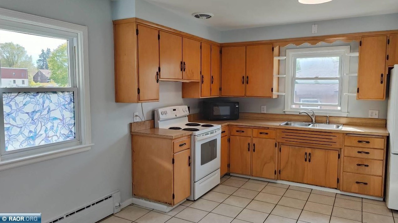 702 6th St S, Virginia, MN 55792