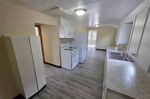 829 13th St N, Virginia, MN 55792 - Photo 2