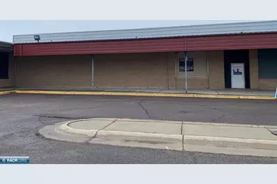 211 Kennedy Memorial Drive, Hoyt Lakes, MN 55750 - Photo 2