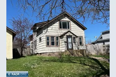 1517 E 14th Ave, Hibbing, MN 55746 - Photo 1