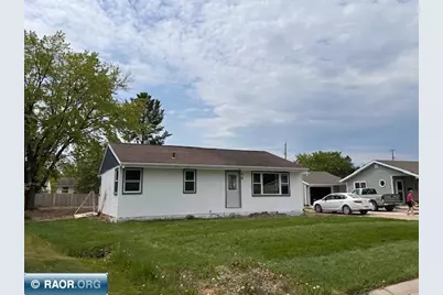 709 Summit St, Aurora, MN 55705 - Photo 1