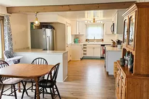 528 5th Ave, Two Harbors, MN 55616 - Photo 8