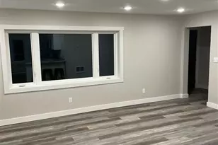 1011 Jefferson St, Eveleth, MN 55734 - Photo 6