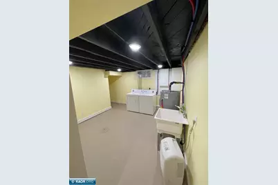 1011 Jefferson Street, Eveleth, MN 55734 - Photo 18