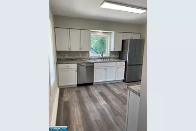 1011 Jefferson Street, Eveleth, MN 55734 - Photo 8