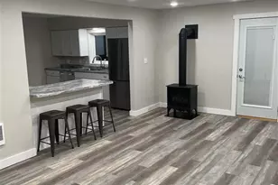 1011 Jefferson St, Eveleth, MN 55734 - Photo 4