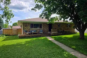 722 8th St S, Virginia, MN 55792 - Photo 1