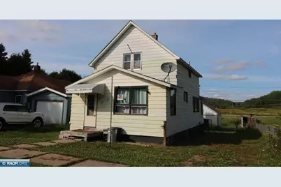 118 E Indiana Ave, Gilbert, MN 55741 - Photo 1
