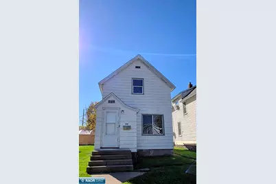 213 2nd Street SW, Chisholm, MN 55719 - Photo 1