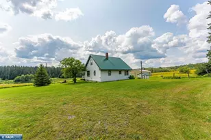 10705 Hwy 65, Gheen, MN 55771 - Photo 6