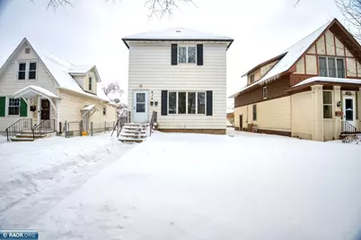414 9th St S, Virginia, MN 55792 - Photo 1