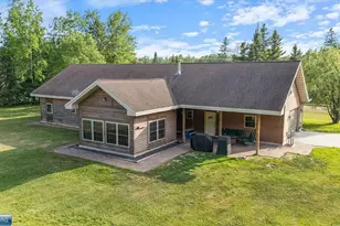 522 S 3rd St W, Aurora, MN 55705 - Photo 1