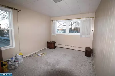2519 3rd Avenue E, Hibbing, MN 55746 - Photo 12