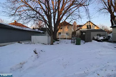 2519 3rd Avenue E, Hibbing, MN 55746 - Photo 4