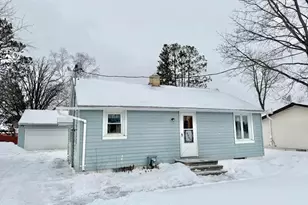 5495 Daffodil Ave, Virginia, MN 55792 - Photo 1