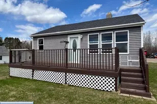 802 NW 3rd St, Chisholm, MN 55719 - Photo 1