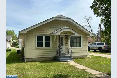 3518 W 2nd Ave, Hibbing, MN 55746 - Photo 1