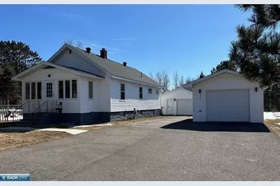 801 NW 3rd Street, Chisholm, MN 55719 - Photo 1