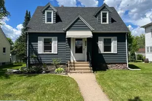 1125 Minnesota St, Hibbing, MN 55746 - Photo 1
