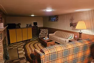 816 E 25th St, Hibbing, MN 55746 - Photo 22
