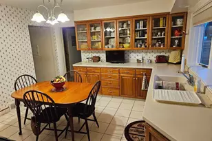 816 E 25th St, Hibbing, MN 55746 - Photo 8