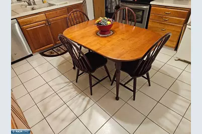 816 E 25th St, Hibbing, MN 55746 - Photo 10