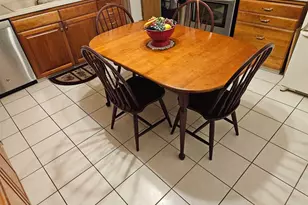 816 E 25th St, Hibbing, MN 55746 - Photo 10
