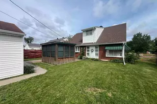 816 E 25th St, Hibbing, MN 55746 - Photo 4