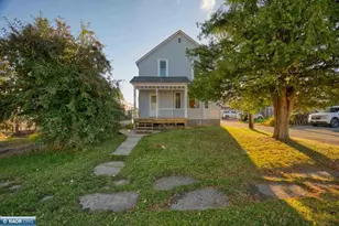 101 Minnesota Ave E, Gilbert, MN 55741 - Photo 1