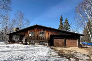 327 Viking Dr, Hoyt Lakes, MN 55750 - Photo 1