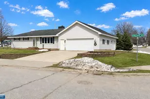 300 Coventry, Hoyt Lakes, MN 55750 - Photo 1