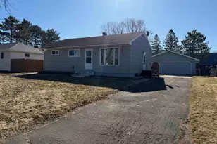 316 Kent, Hoyt Lakes, MN 55750 - Photo 1